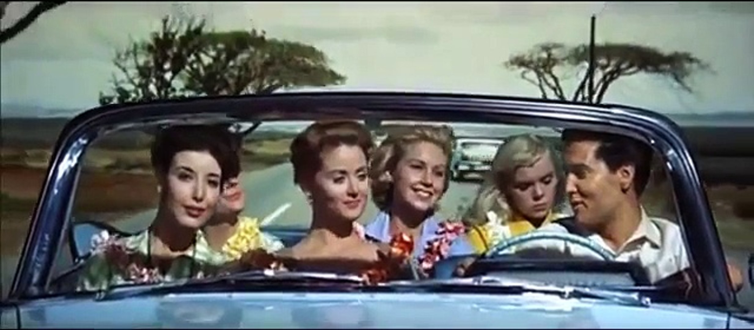 Sous Le Ciel Bleu De Hawai De Norman Taurog Video Dailymotion