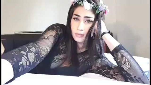 Qandeel Baloch message for IPL shahrukh khan team Kolkata Knight Riders