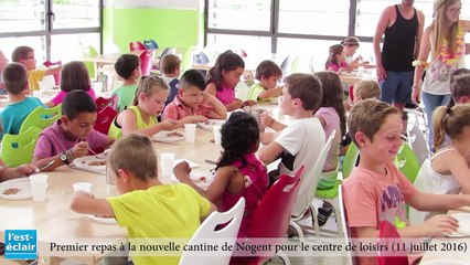 Premiers repas servis à l'espace Anne-Franck à Nogent