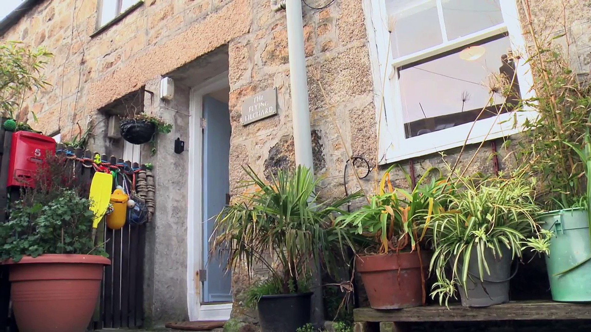 The Flying Pilchard Luxury Holiday Cottage In St Ives Cornwall