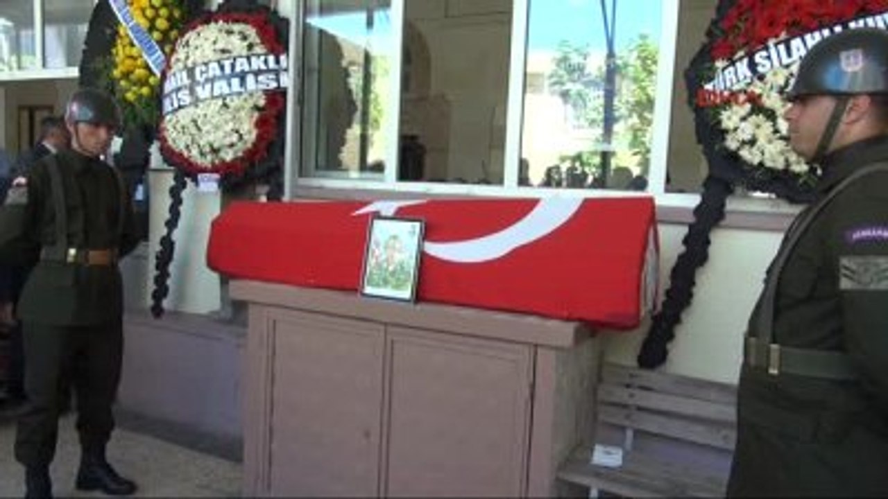 Kilis Kalp Krizi Geçirerek Ölen Uzman Çavuş Toprağa Verildi