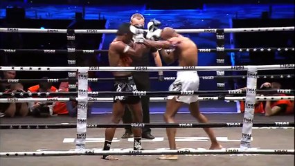 MUAY THÁI : Buakaw VS Abdoul Toure