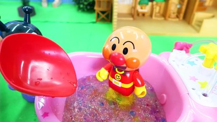 アンパンマン おもちゃアニメ Crush Orbeez Bath Time ぷよぷよボールのお風呂