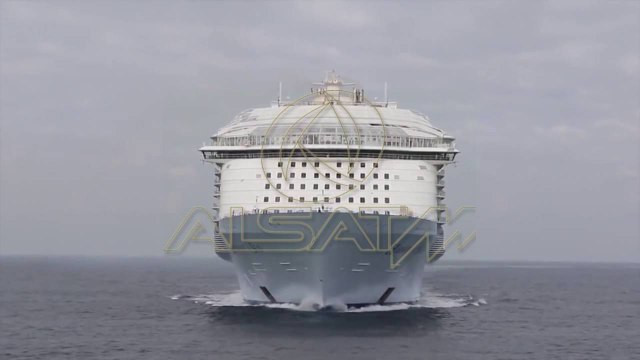 Anija me 20 restorante dhe 23 pishina