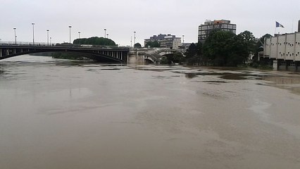 L'île de Puteaux sous l'eau