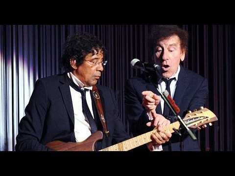 Derrière les mots - Alain Souchon-Laurent Voulzy