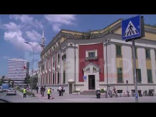 KAMERAT E BASHKISË REGJISTRUAN LËVIZJEN E PAJISJES SË PËRGJIMIT