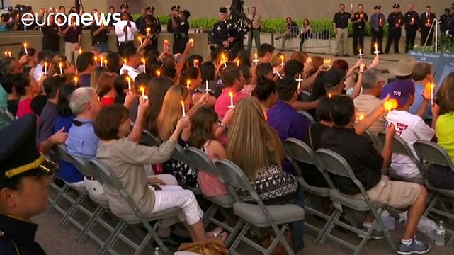 Milhares participam em vigília pelos polícias assassinados nos EUA