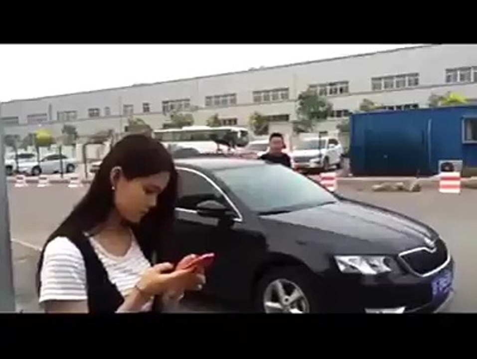 chineses girls funny video