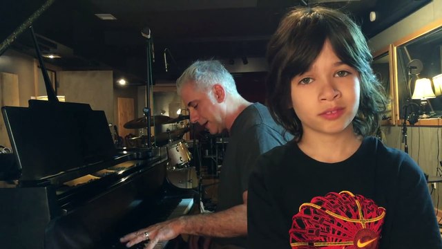 Ce jeune prodige de la musique a l'oreille absolue