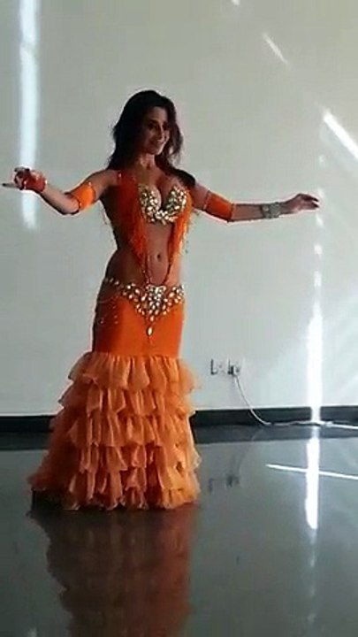 funny arabian dance