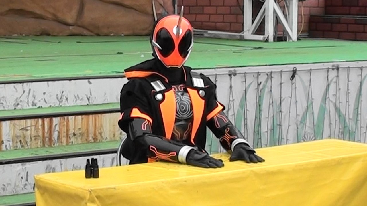 "Autograph session" Kamen Rider ghost my soul appeared! Kamen Rider ghost show