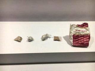 Metrobüs Durağında Uyuşturucu Operasyonu