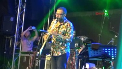 İzmir - Klarnetin Ustasına Sahnede Sürpriz Doğum Günü