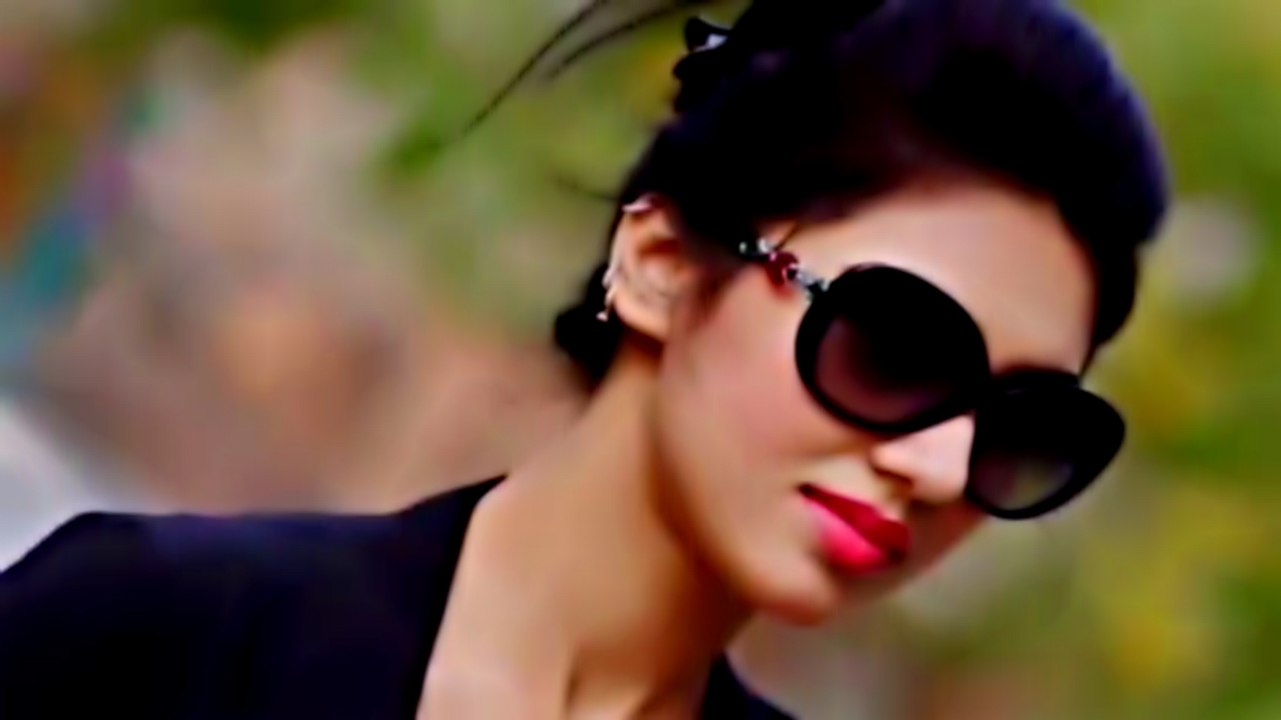 ' Emperor ' in the film Apu Biswas mugdhataya visitors ! Apu Biswas new movie Somrat !