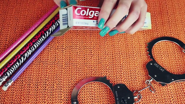14 DIY PRISON Life Hacks! Use In Your Daily Life! Jail House Hacks That REALLY Work!