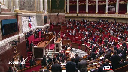 "Nous allons sortir de l'état d'urgence à la fin du mois" (Urvoas)