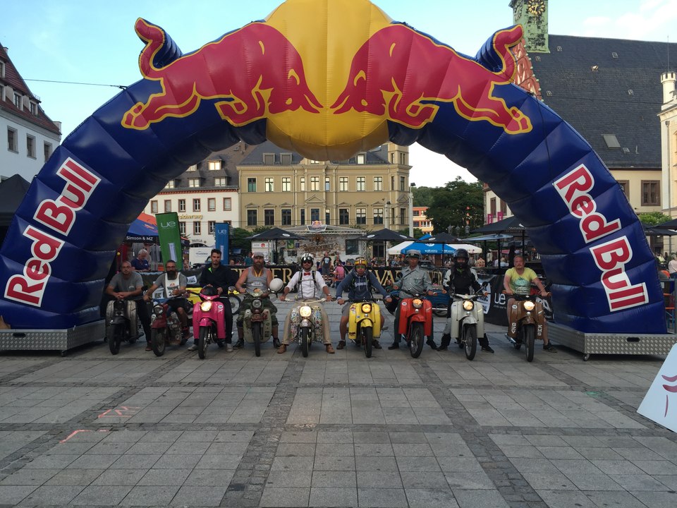 Redbullvogelfrei2016: stickerbombschwalbe, gzv k-m-s, mixturemadness,kampfgeschwader k-m-s