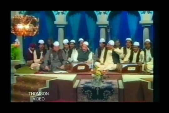 Ustad Nusrat Fateh Ali Khan Qawwal - Alif Allah Chambe Di Booti