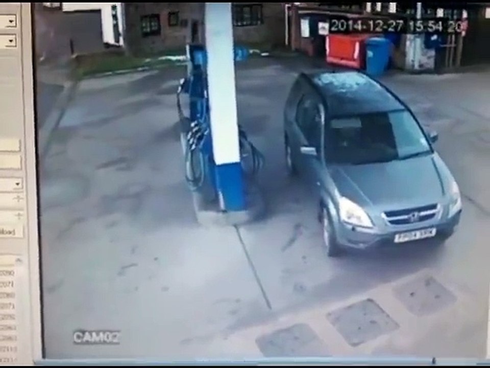 And the stupidest driver award goes to...