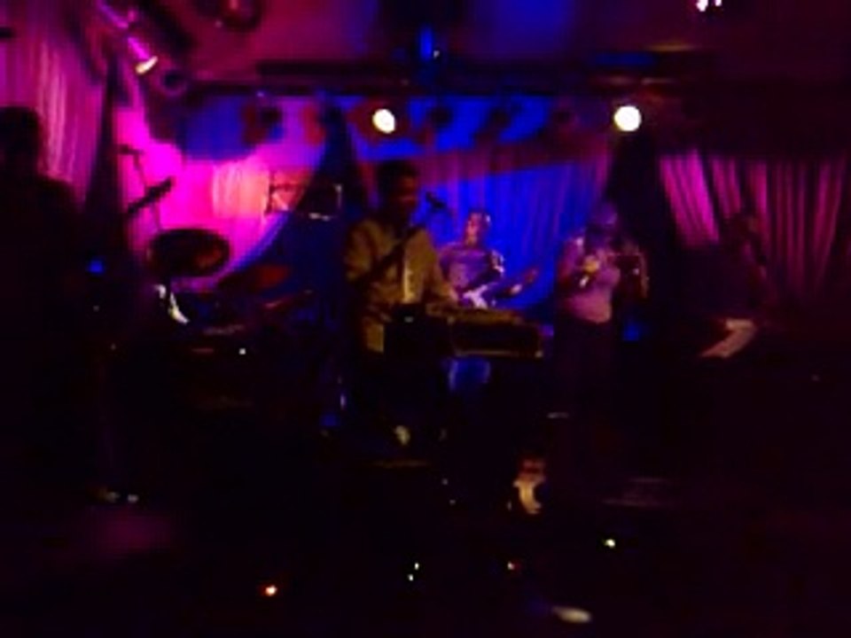 19 East Bar - Freestyle Band (Medley) Jan 28, 2009