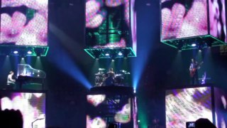 Muse - Feeling Good - Munich Olympiahalle 20-11-2009.mp4