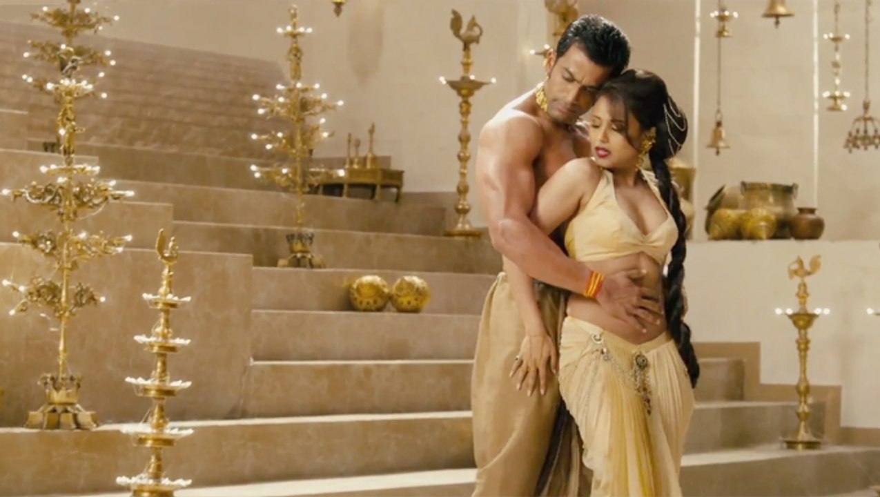 Aga Bai Aiyyaa Full Video Song - Rani Mukherjee, Prithviraj Sukumaran - YouTube
