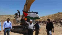 Detenido un grupo de palestinos cuando intentaban detener excavadoras en Ramala