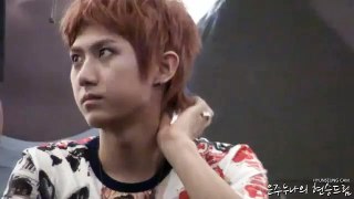 [FANCAM] 110605 Tired & Sleep Hyunseung @ Times Square Fansign #17