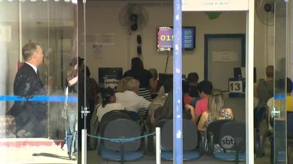 Espera na fila do INSS pode demorar quase 1 ano