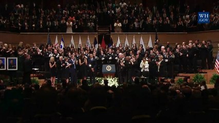 Obama desde Dallas: "No estamos tan divididos como parece"