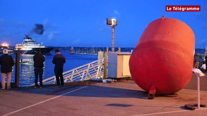 Brest 2016. La grande parade du premier soir : féerie au port