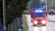 Brandweer Vlaardingen 17-0331 en 17-0371 met spoed naar een beknelling in Barendrecht