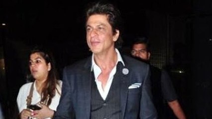 Shahrukh Khan Spotted At Mumbai Airport