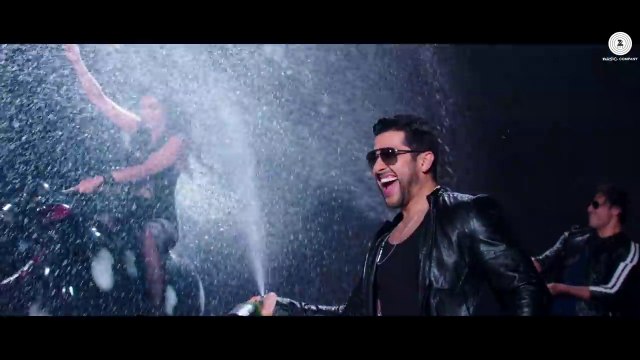 Lipstick Laga Ke - Great Grand Masti Riteish Deshmukh Vivek Oberoi Aftab Shivdasani Sonali Raut