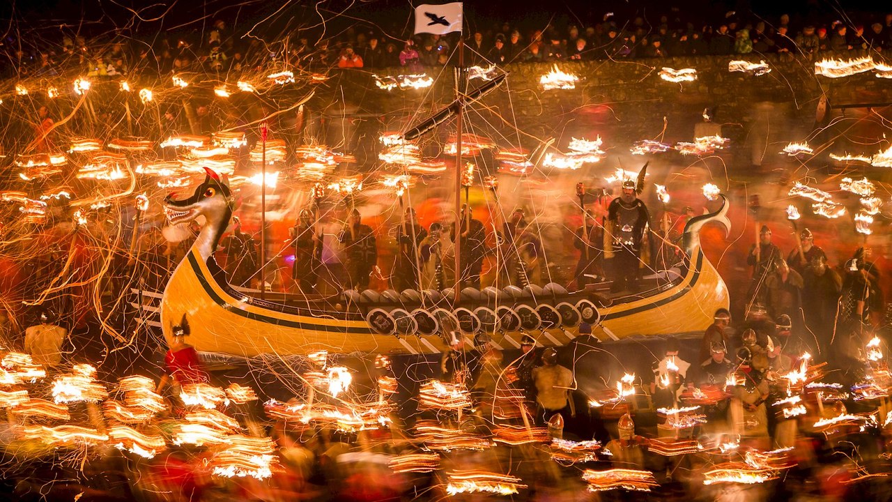 Top 10 Bizarre British Ceremonies