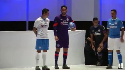 Cruz Azul presentó su nuevos uniformes de cara la Apertura 2016