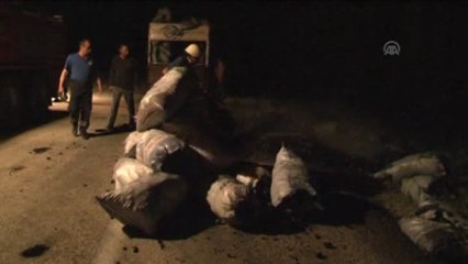 Kamyon Kasasında Bulunan Mangal Kömürleri Yandı