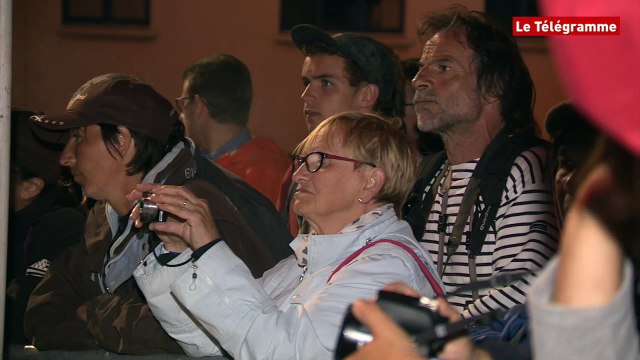 Brest 2016. La parade nocturne de la flotte en rade de Brest