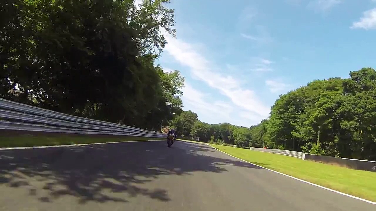Oulton Park Trackday 19-6-13 No Limits - Novice group