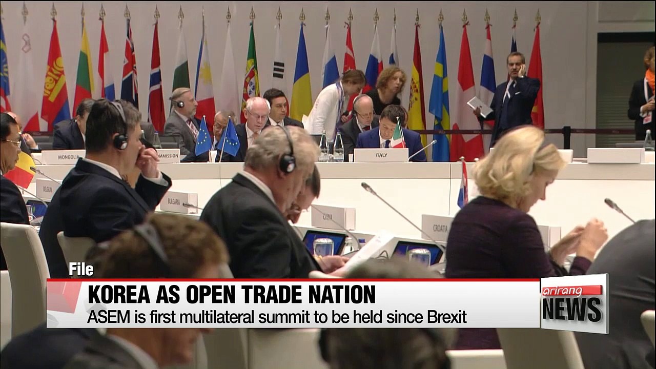 President Park takes off for ASEM summit in Mongolia