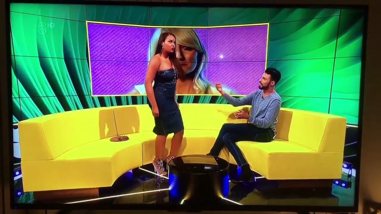 Lateysha Grace danse le twerk