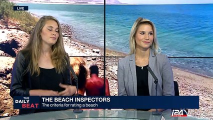 Two bloggers review the world's beaches to help readers plan their holiday