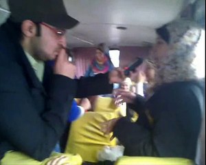 اتوبيس عالقهوة-القرية الفرعونية- لقاء اسراء نبيل 19/11/2011