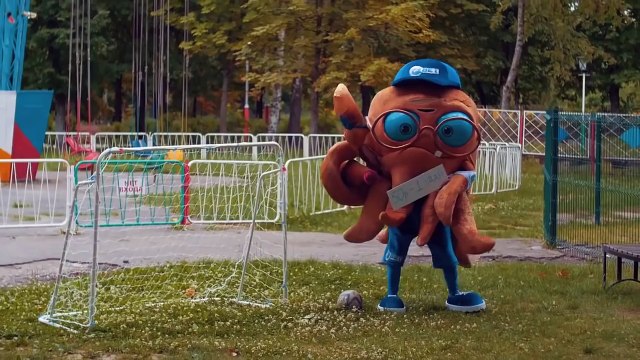 С Шуриком пить! С Кокориным пить! С Павликом пить! С Мамаевым пить! В Питере пить!