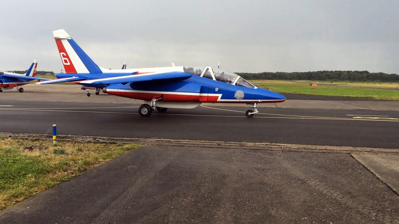 14 juillet : départ des hélicoptères et avions de la base de Creil
