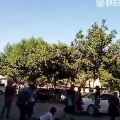 Así descubrieron a un hombre que fingía no tener piernas