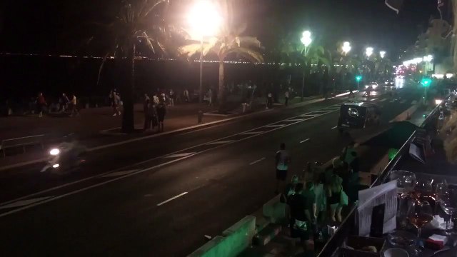 ATTENTAT DE NICE : Mouvement de panique sur la Promenade des Anglais