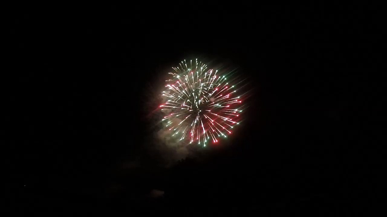 5 feux d'artifice le 14-07-2016 Marigny-le-Châtel