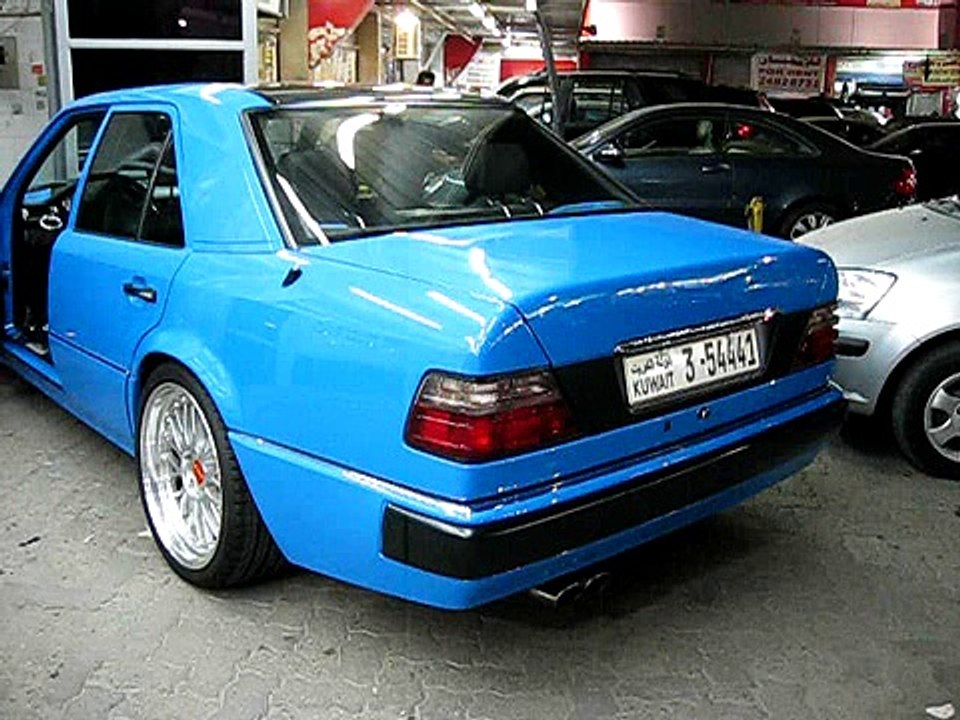 MERCEDES-BENZ W124 500E BLUE WITH BBS RIMS 19"
